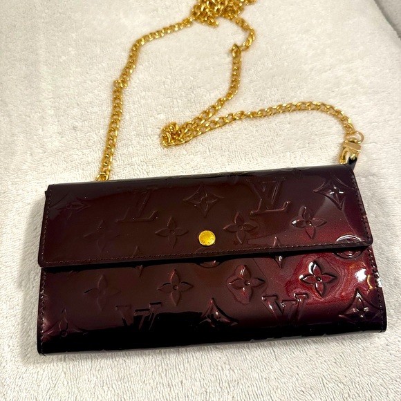 Louis Vuitton embossed burgundy wallet - Picture 3 of 5